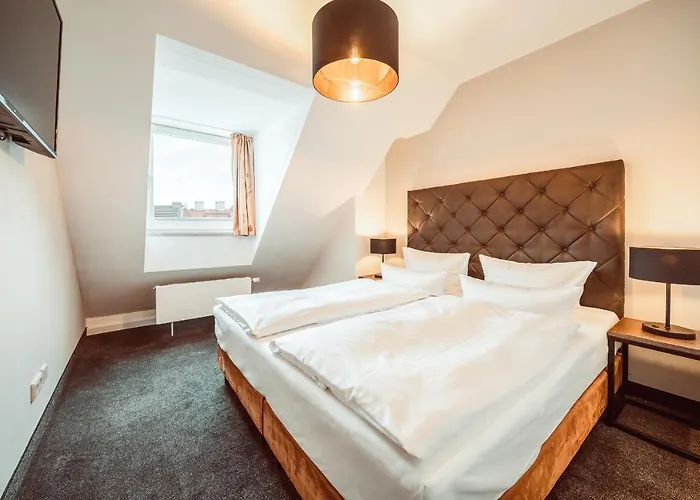 Familienapartment Am Neumarkt Lll شقة دريسدن