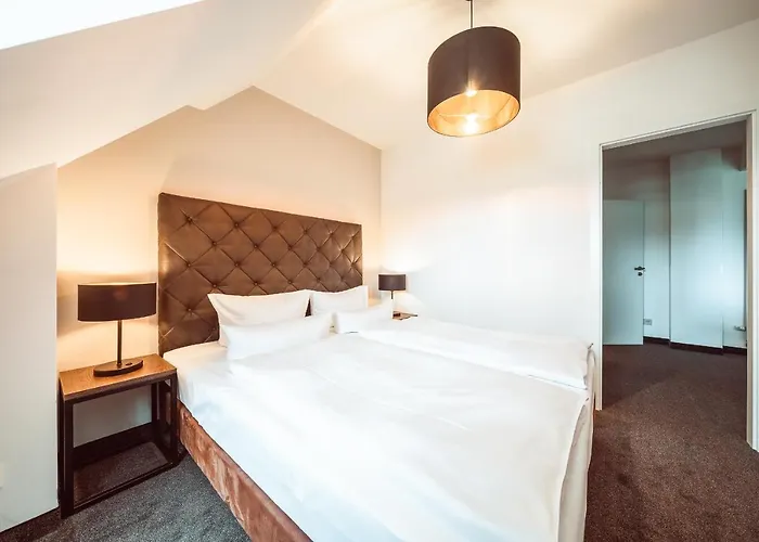 شقة Familienapartment Am Neumarkt Lll *