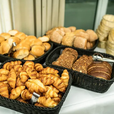 Familienapartment Am Neumarkt Lll